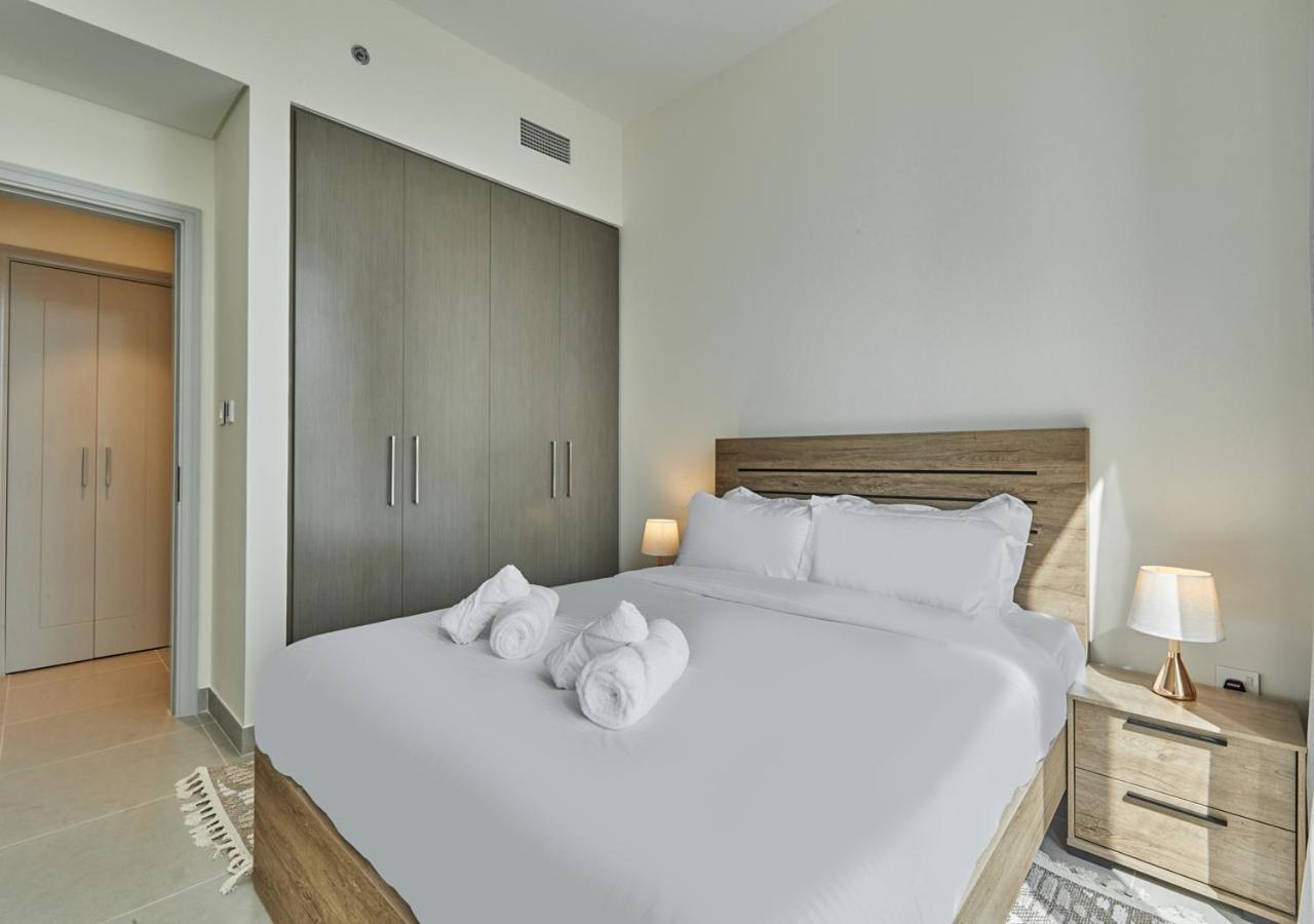 Apartment Majestic Forte2 3br 17th- Burj Khalifa & Fountain View *